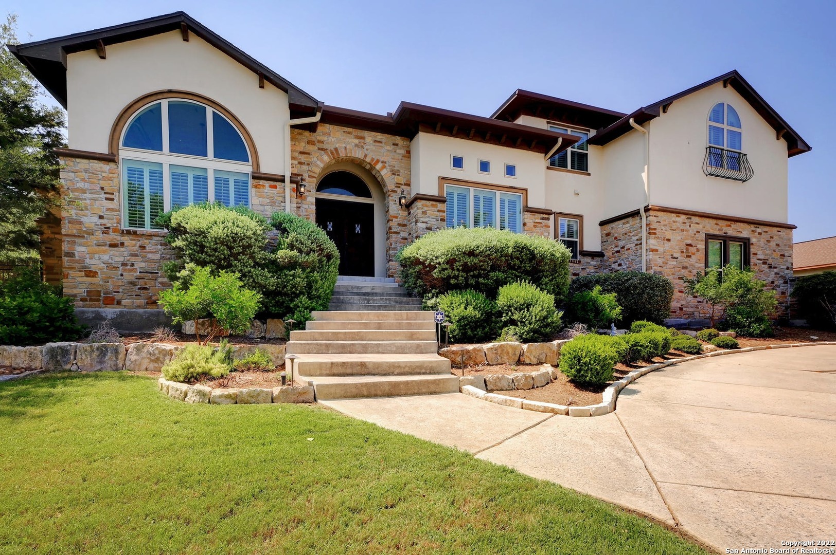 8011 Colonial Woods Boerne TX 78015
