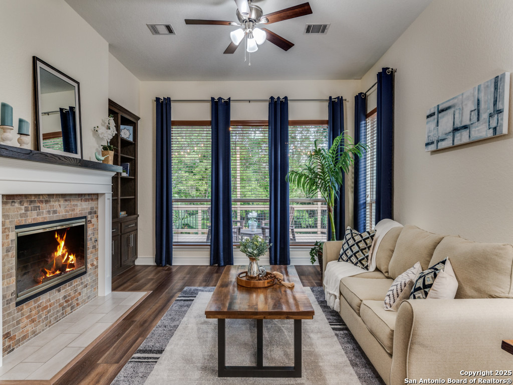 48 Montaigne San Antonio TX 78258