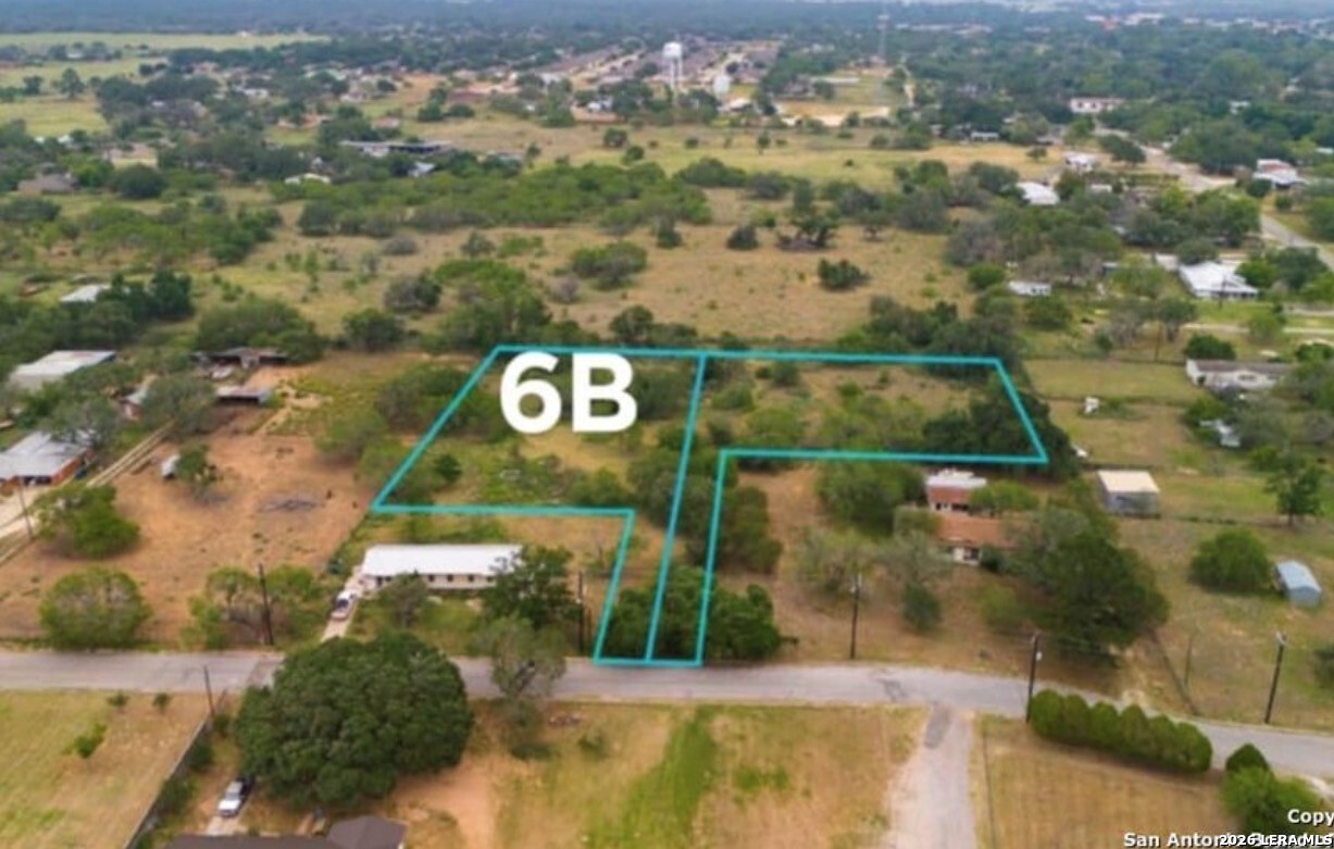 1512 Sandy Pleasanton TX 78064