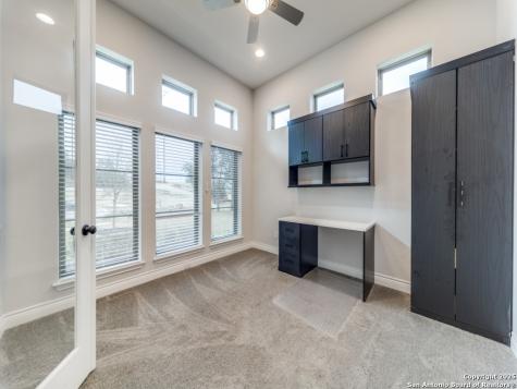 141 Mescalero Boerne TX 78006