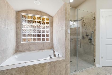 226 Lone Tree Boerne TX 78006