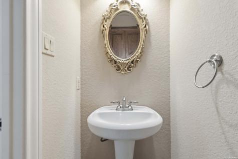 226 Lone Tree Boerne TX 78006