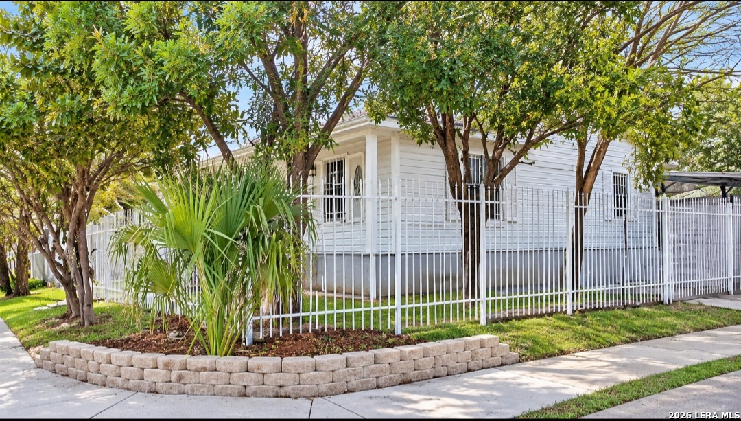 622 W Baylor San Antonio TX 78204