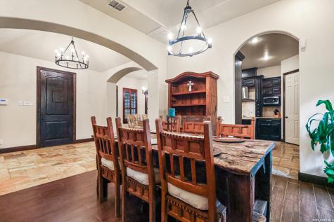 23328 Osceola Bluff San Antonio TX 78261
