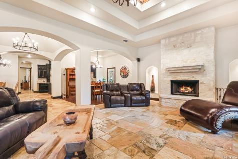 23328 Osceola Bluff San Antonio TX 78261