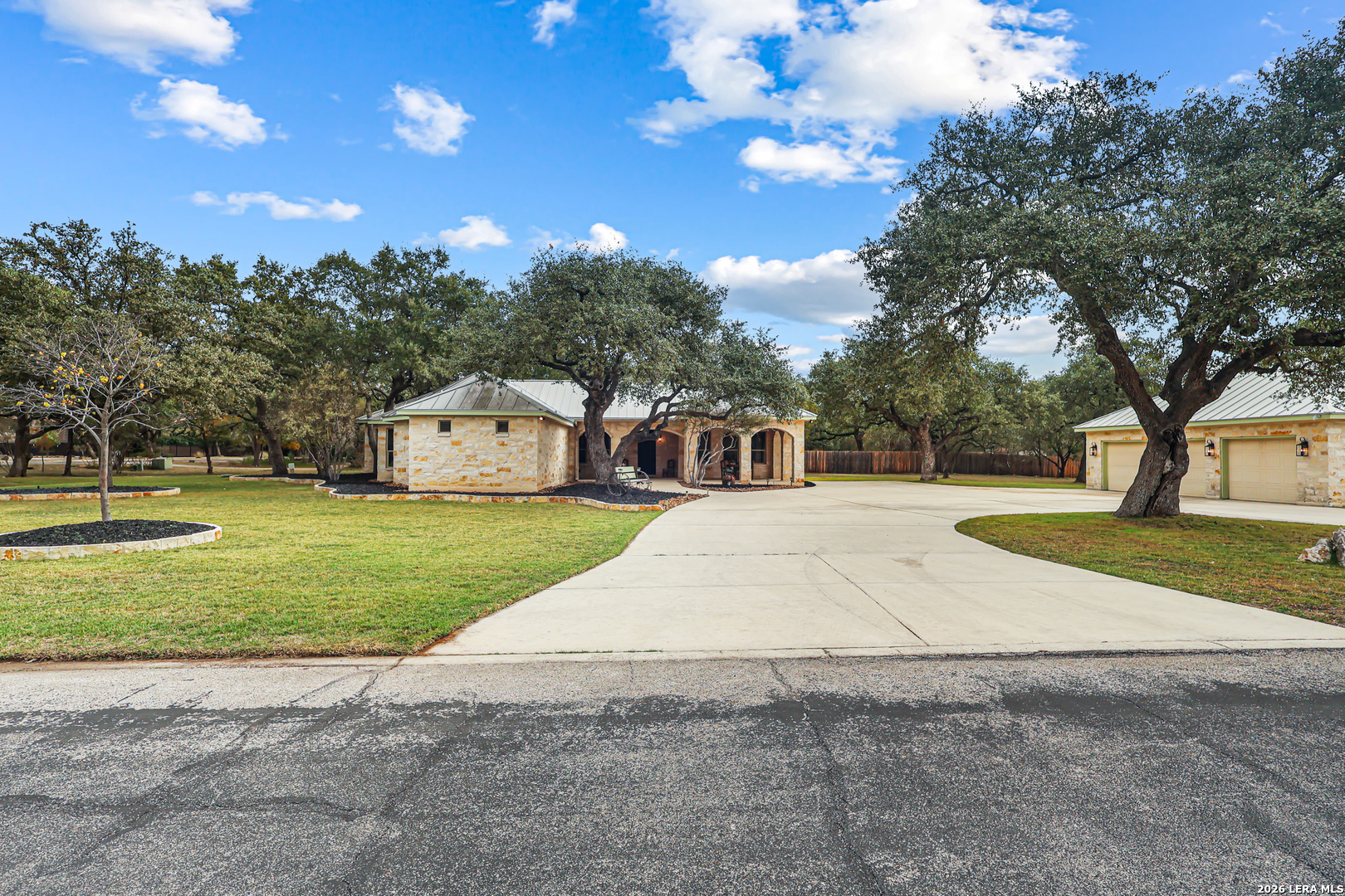 23328 Osceola Bluff San Antonio TX 78261