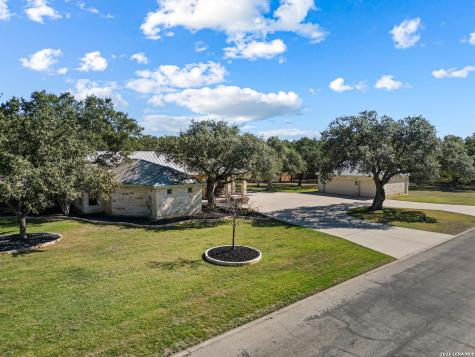23328 Osceola Bluff San Antonio TX 78261