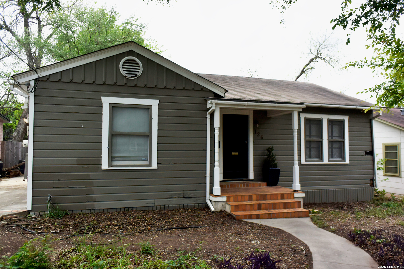 126 College Boulevard Alamo Heights TX 78209