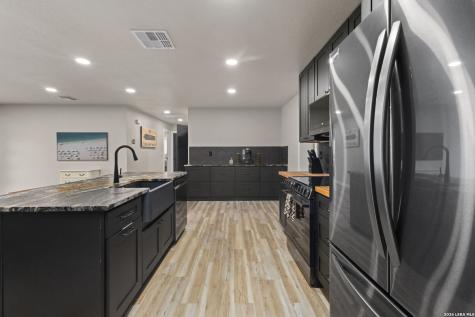 604 Schweppe Street Boerne TX 78006