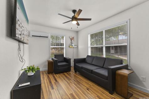 604 Schweppe Street Boerne TX 78006