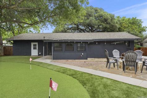 604 Schweppe Street Boerne TX 78006