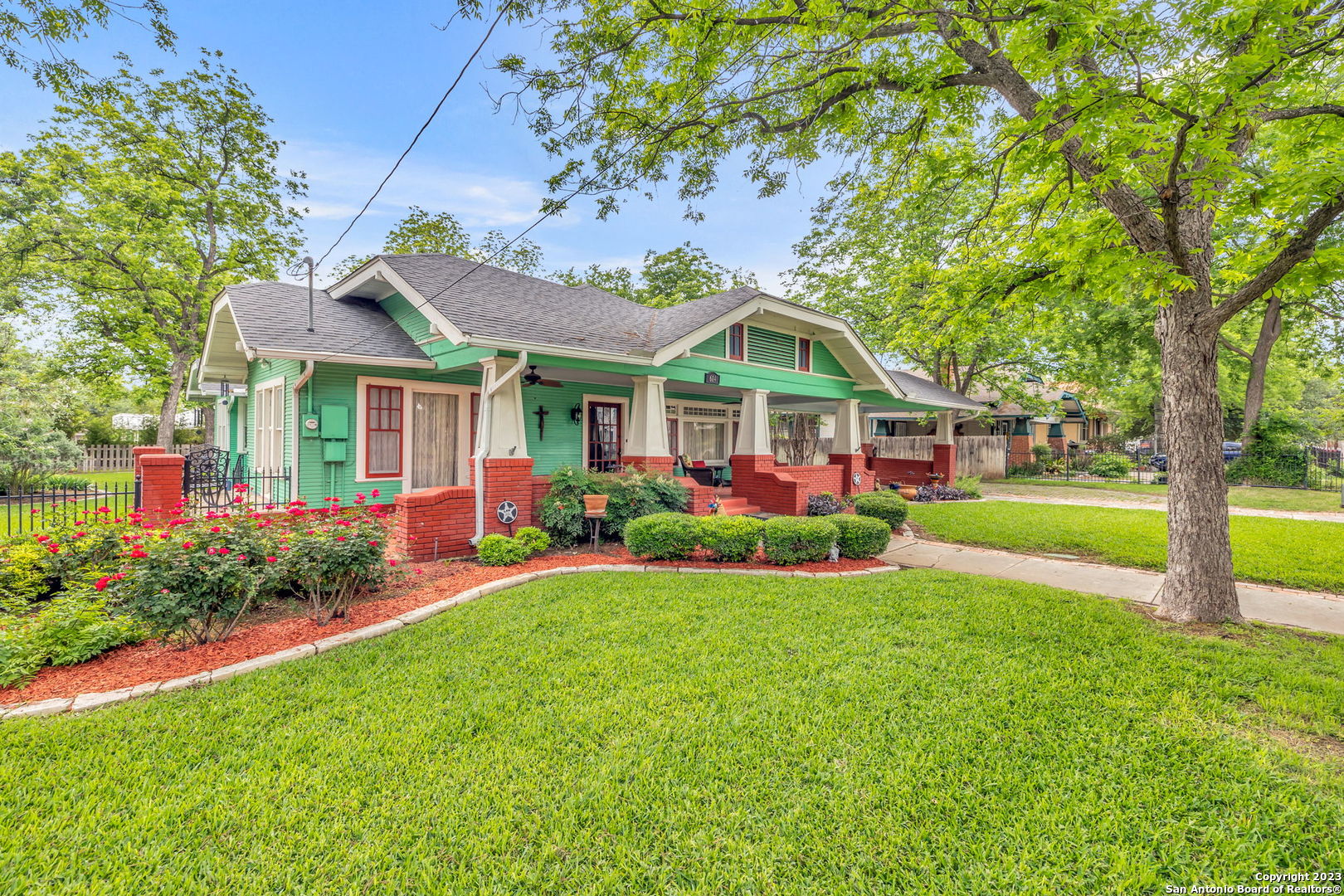 614 E Park Avenue San Antonio TX 78212
