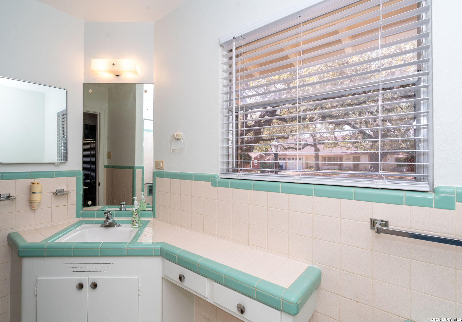 11122 Cedar Elm San Antonio TX 78230