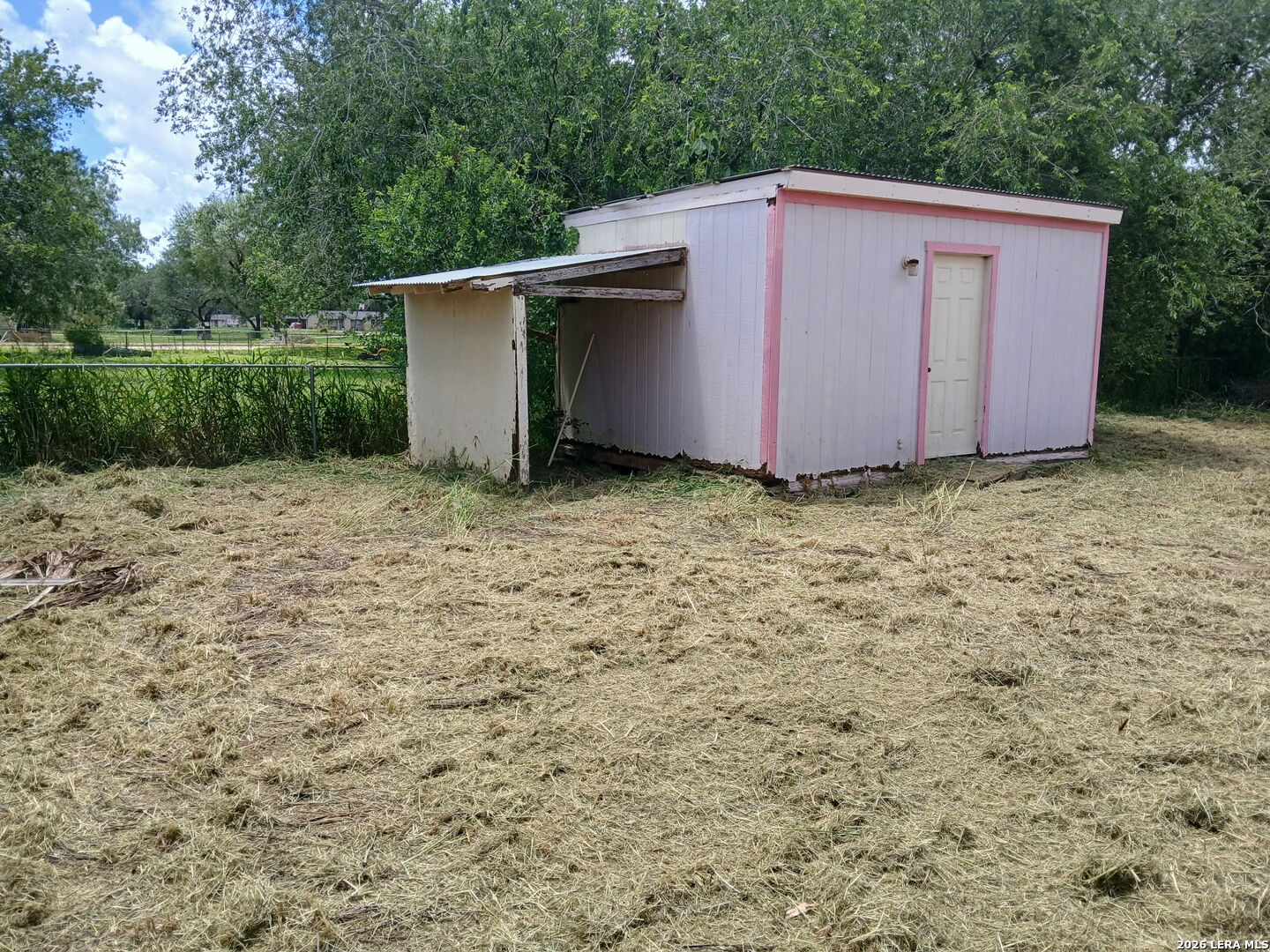 802 County Line Road Jourdanton TX 78026