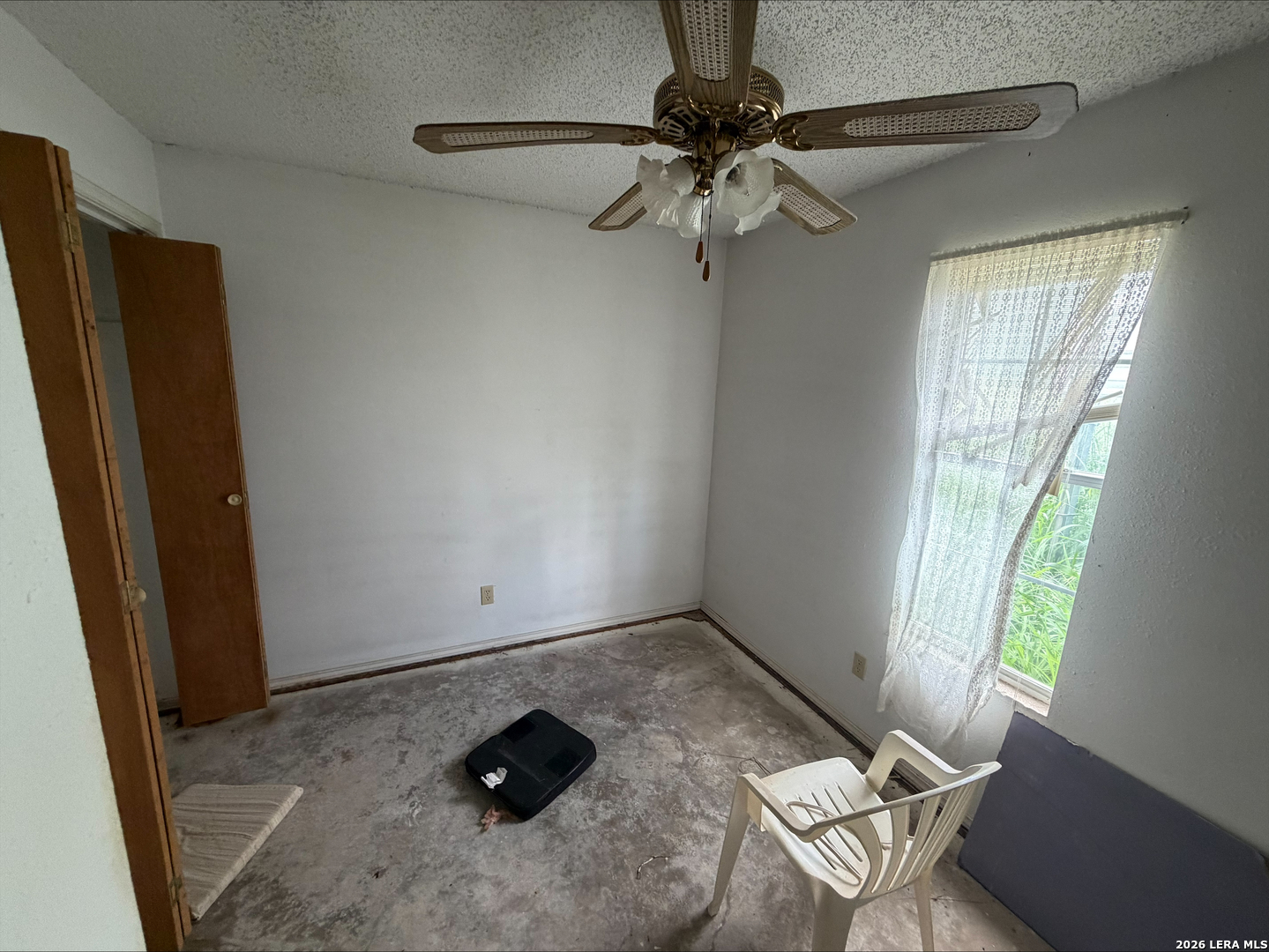 802 County Line Road Jourdanton TX 78026