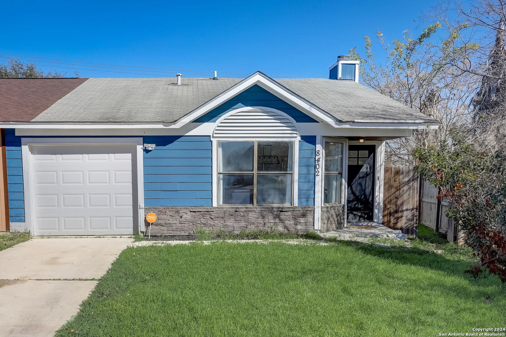 8402 Dixon Ridge Drive San Antonio TX 78239