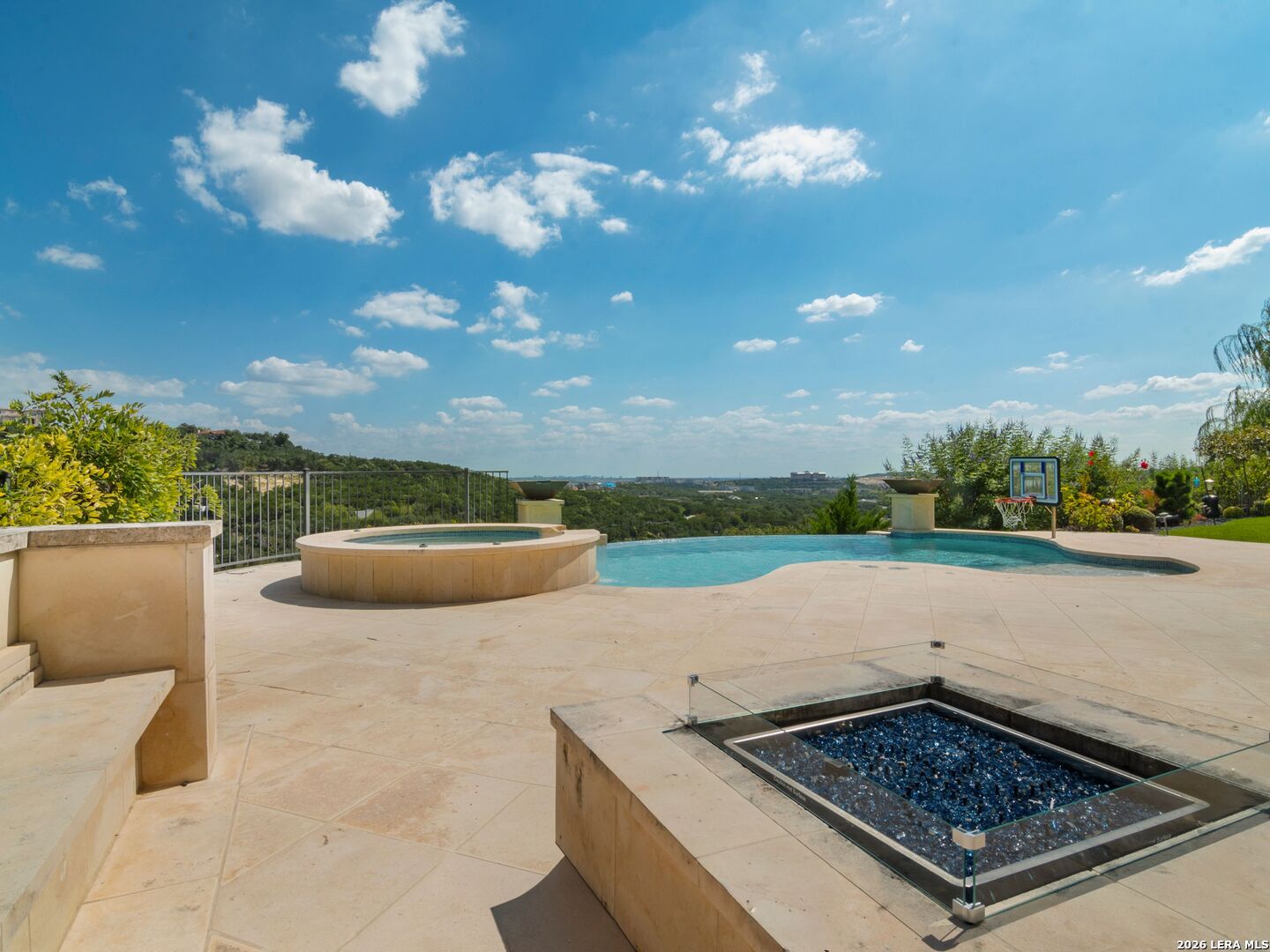 23 Grand Terrace San Antonio TX 78257