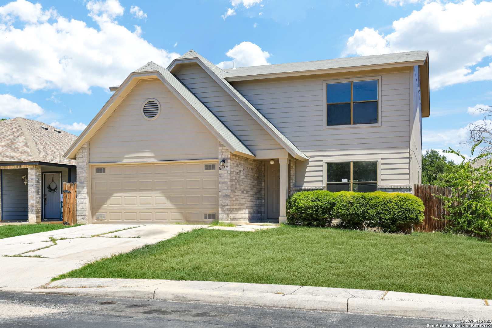 8123 Chestnut Barr Drive Converse TX 78109