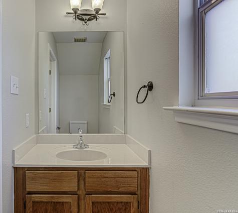 22 Sunflower Run San Antonio TX 78240