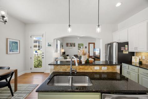 502 E Park Avenue San Antonio TX 78212