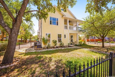 502 E Park Avenue San Antonio TX 78212