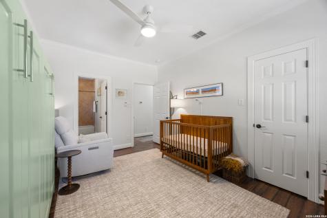 502 E Park Avenue San Antonio TX 78212