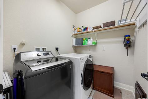 502 E Park Avenue San Antonio TX 78212