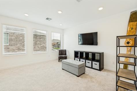 5924 American Elm Bulverde TX 78163