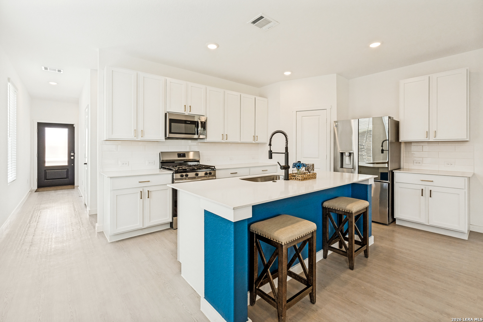 5924 American Elm Bulverde TX 78163