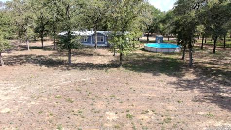 142 Deer Park Road La Vernia TX 78121