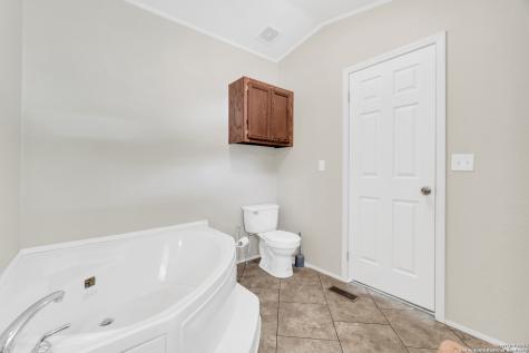 13808 Greenwood Road Atascosa TX 78002