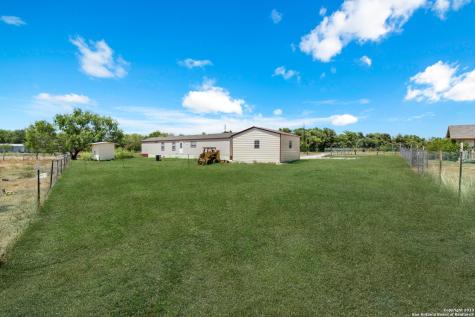 13808 Greenwood Road Atascosa TX 78002