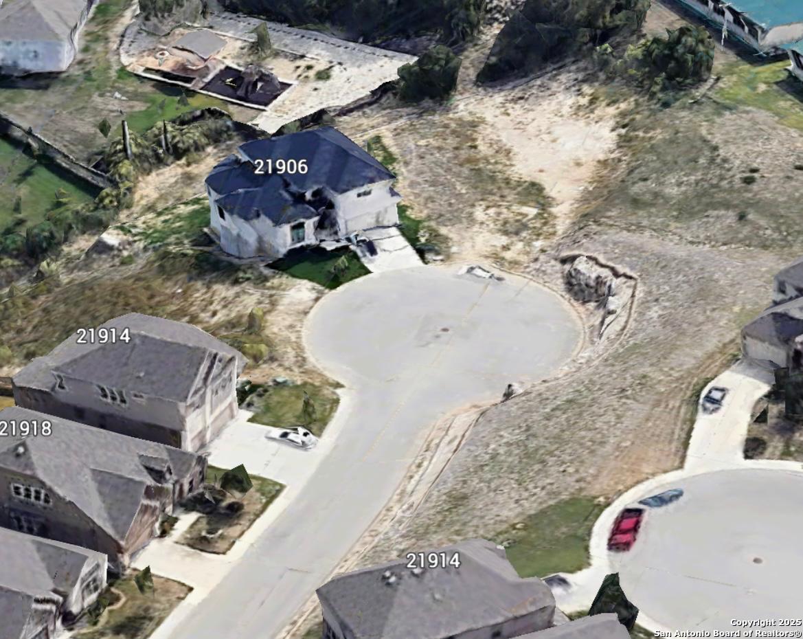 21902 Big Bend San Antonio TX 78258