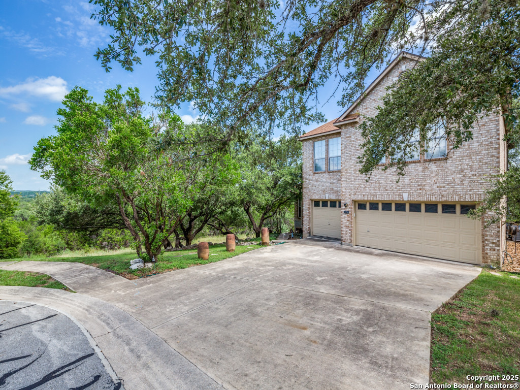 815 Highland Knoll San Antonio TX 78260
