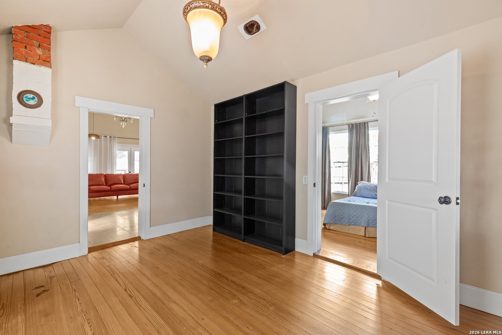 606 Franklin Fredericksburg TX 78624
