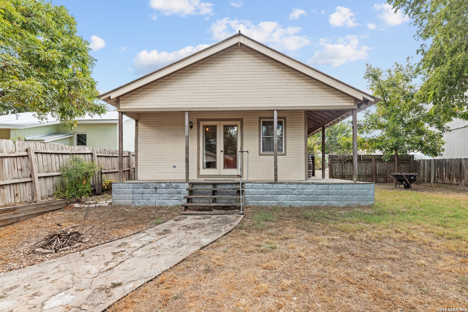 606 Franklin Fredericksburg TX 78624