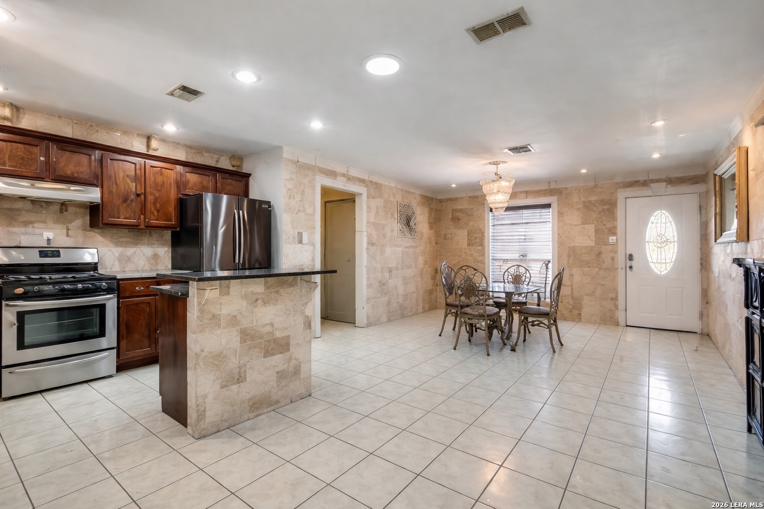 9334 Cliff Way Street San Antonio TX 78250