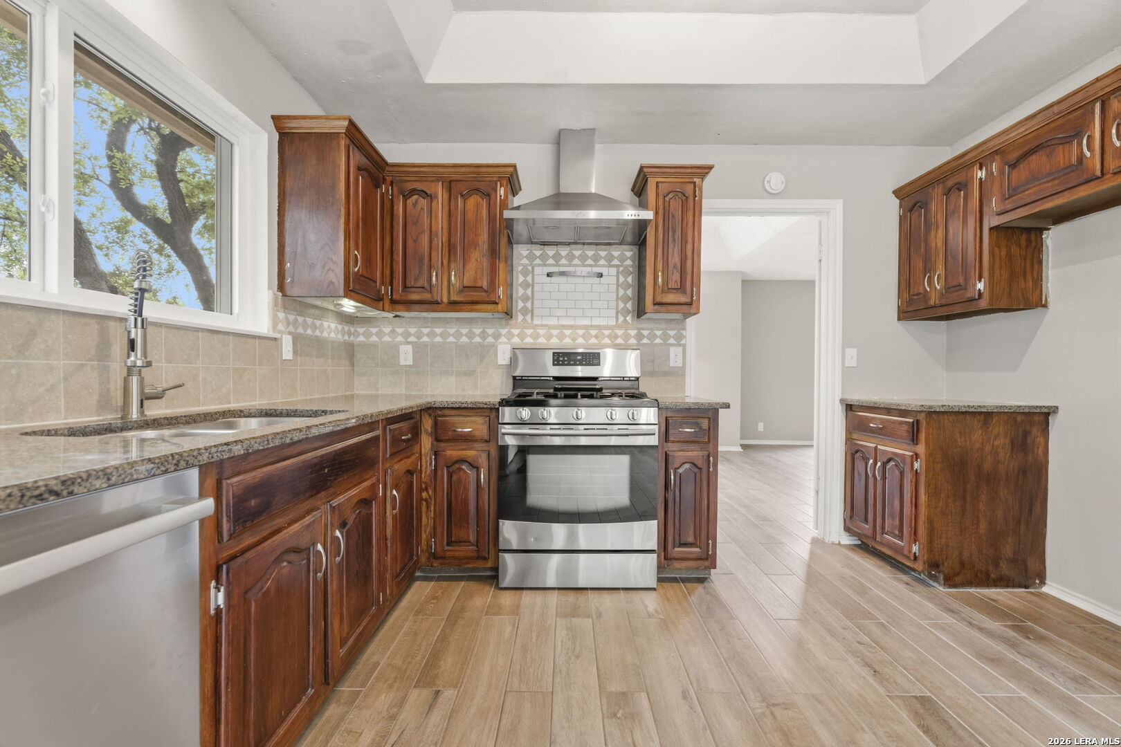 5010 Hawk Nest San Antonio TX 78250