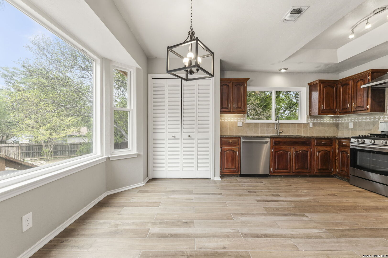 5010 Hawk Nest San Antonio TX 78250