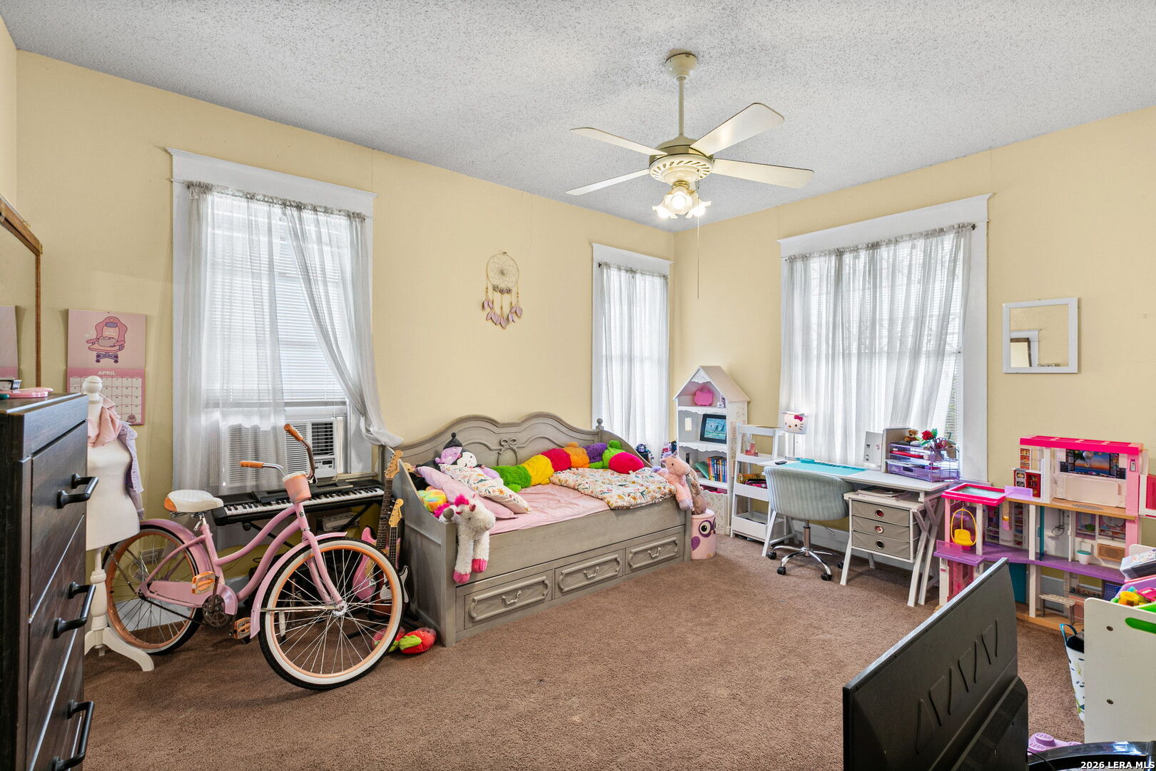 525 W Magnolia Avenue San Antonio TX 78212