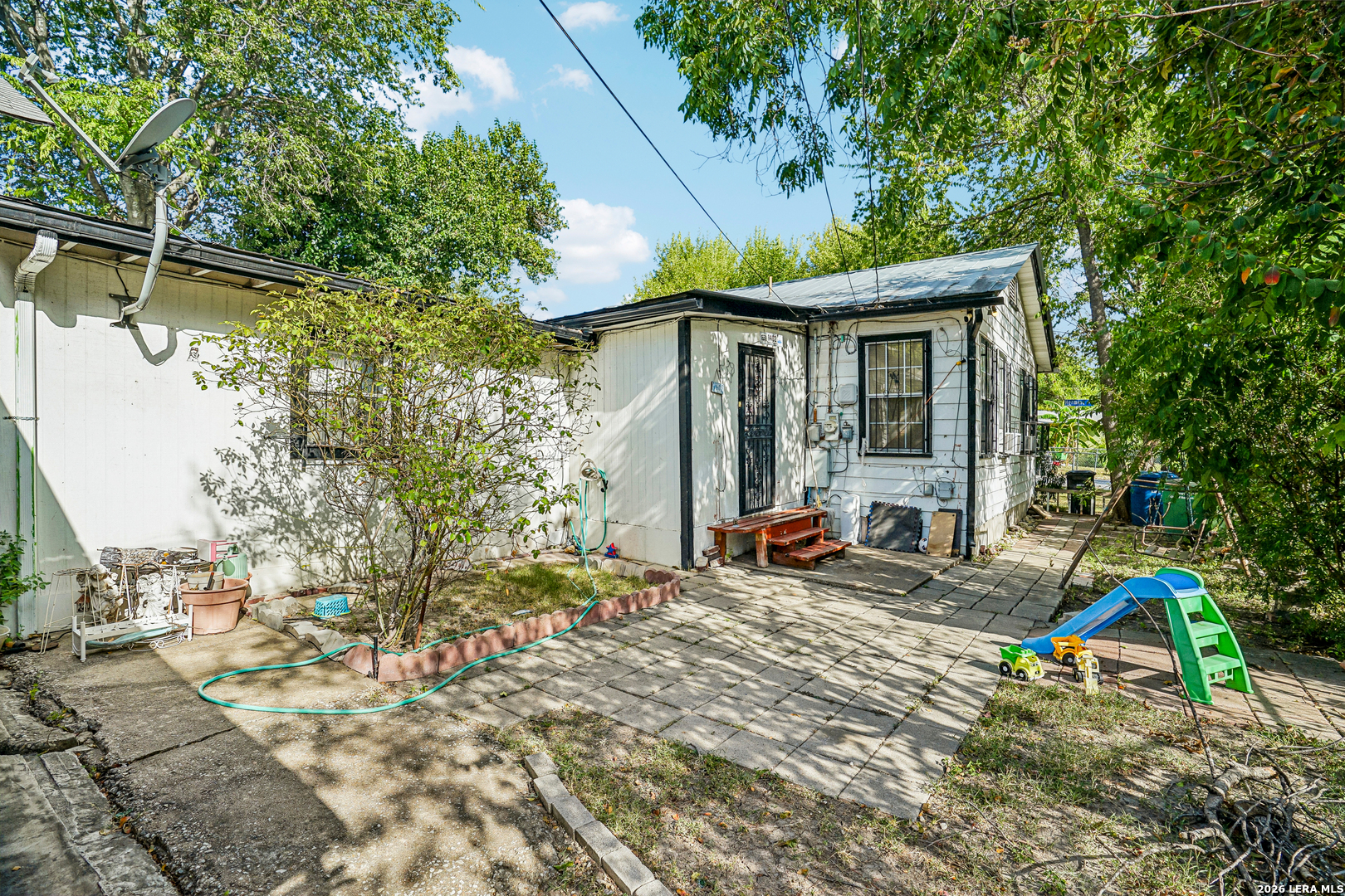 1402 Hermine San Antonio TX 78201