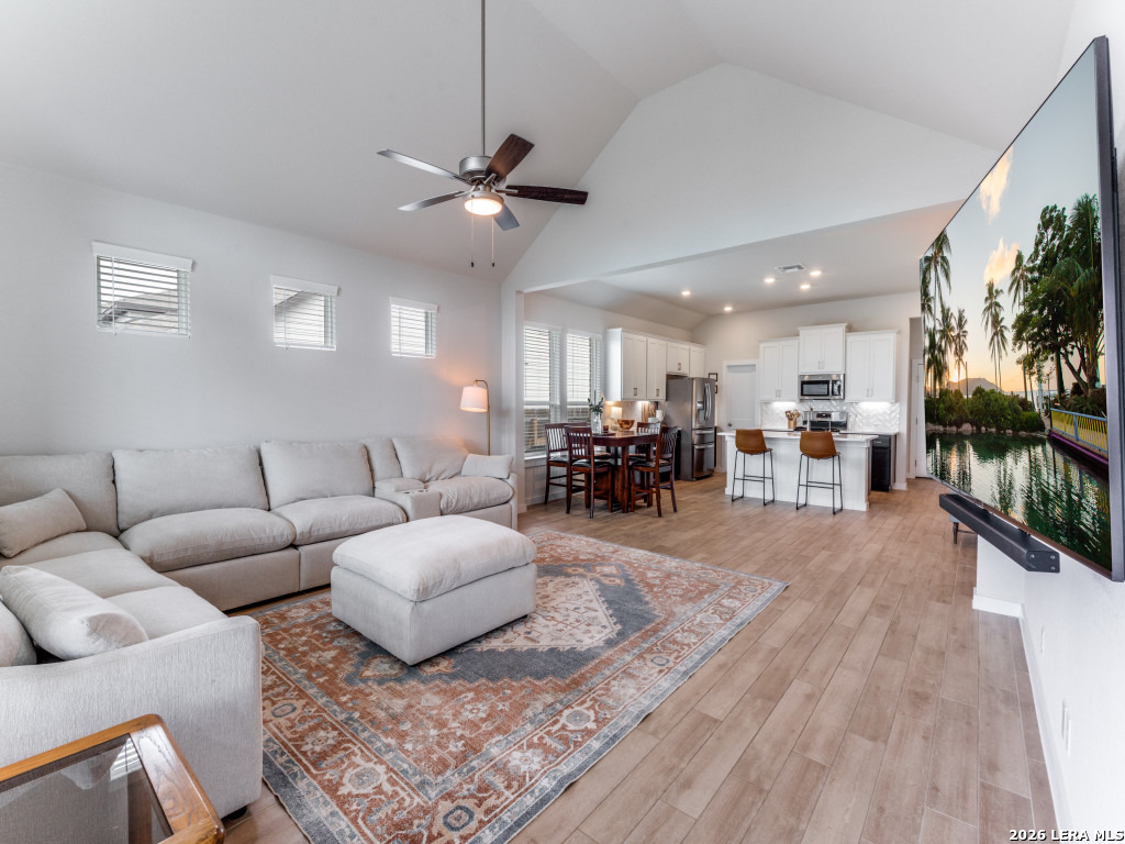 1052 Slight Street New Braunfels TX 78130
