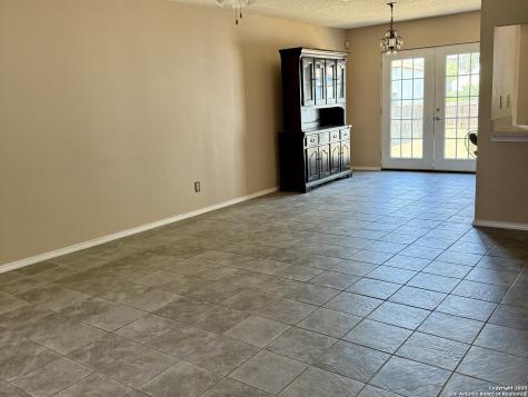 5451 Champions Hill San Antonio TX 78233