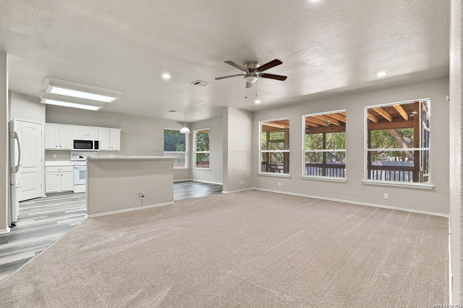 4727 Osborn Glade San Antonio TX 78247