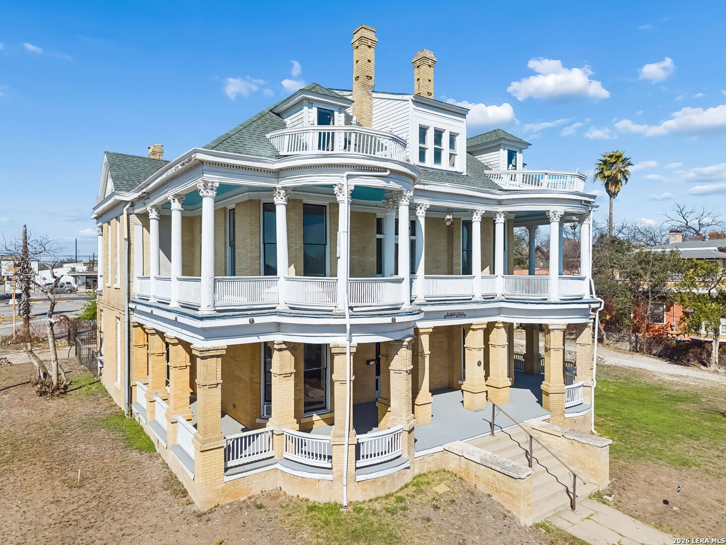 339 W Woodlawn Avenue San Antonio TX 78212