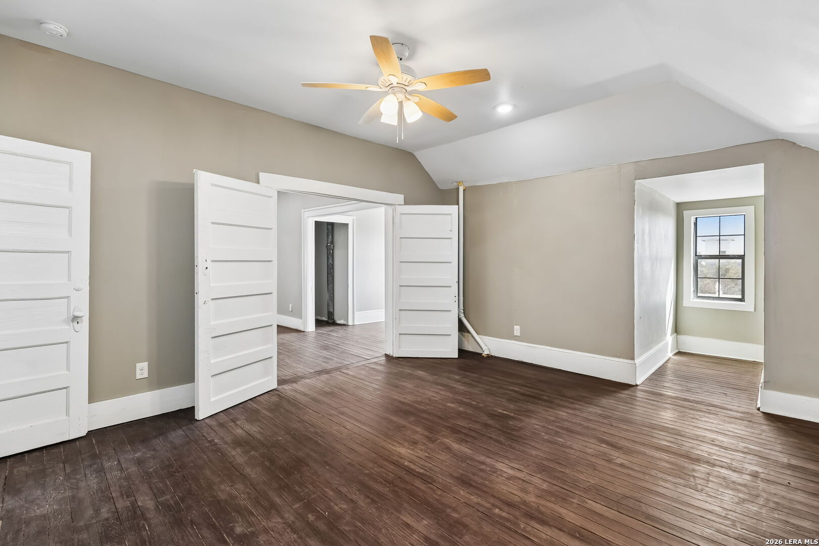 339 W Woodlawn Avenue San Antonio TX 78212