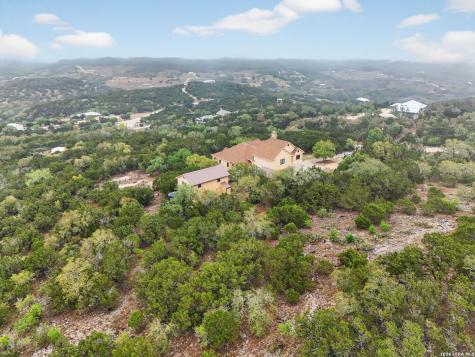 1076 Saddleback Ridge Trail Bandera TX 78003