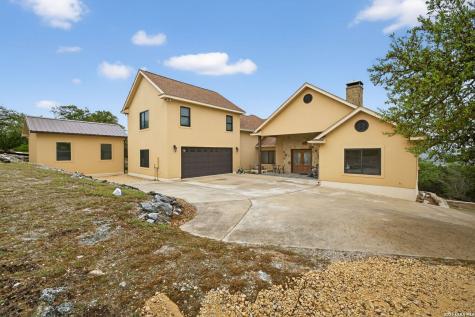 1076 Saddleback Ridge Trail Bandera TX 78003