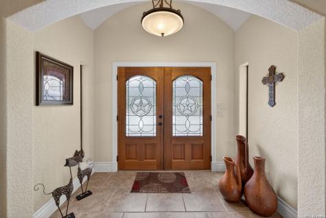 1076 Saddleback Ridge Trail Bandera TX 78003