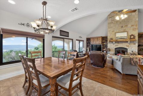 1076 Saddleback Ridge Trail Bandera TX 78003